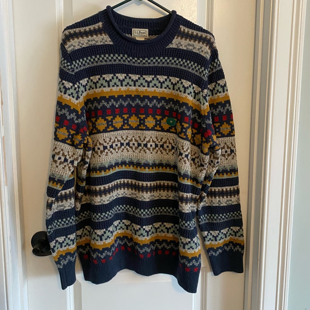 L.L. Bean Men's Organic Cotton Roll Neck Navy and Yellow Patterned Sweater - Picture 2 of 9